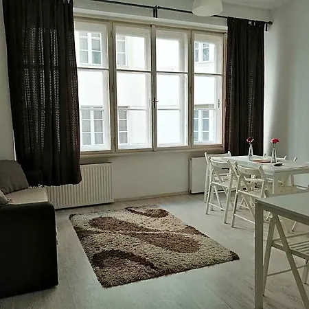 Aparthotel Zoom - 3*