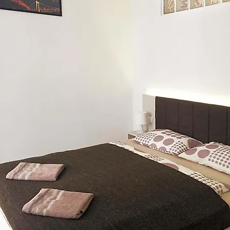 Aparthotel Zoom - 3*