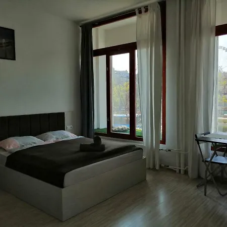 Zoom-budapest Aparthotel 3*